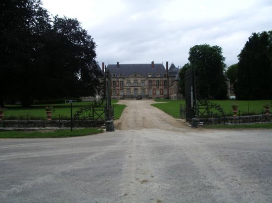 9 km L'entrée du château